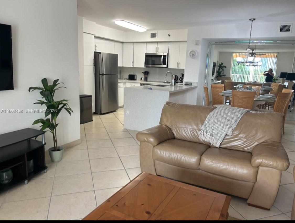 19999 E Country Club Dr #1501, Aventura FL 33180