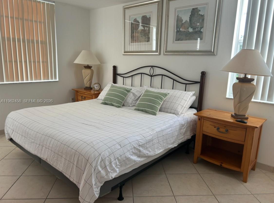 19999 E Country Club Dr #1501, Aventura FL 33180