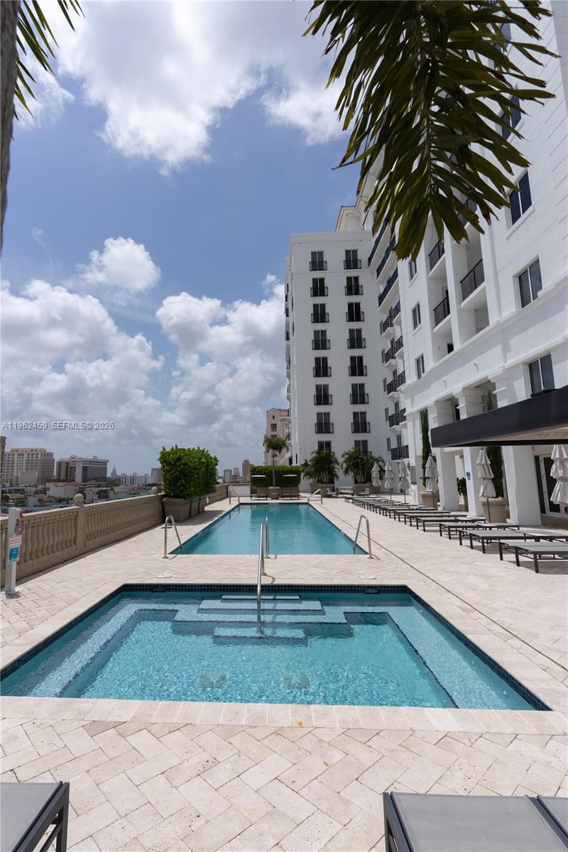 10 Aragon Ave #1105, Coral Gables FL 33134