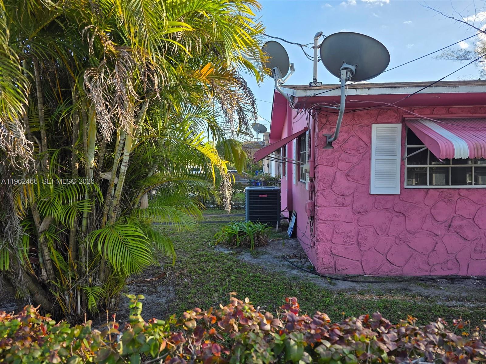 5132 NW 14th Ave, Miami FL 33142