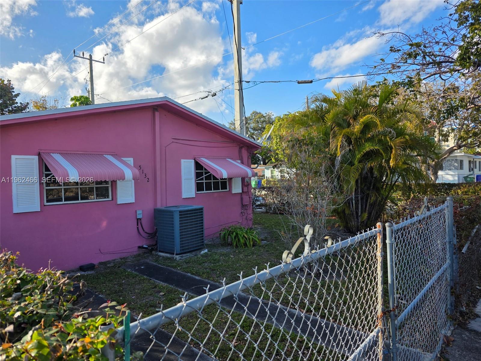 5132 NW 14th Ave, Miami FL 33142