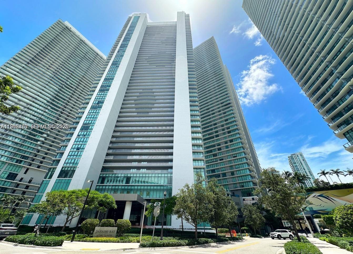 650 NE 32nd St #BH6, Miami FL 33137