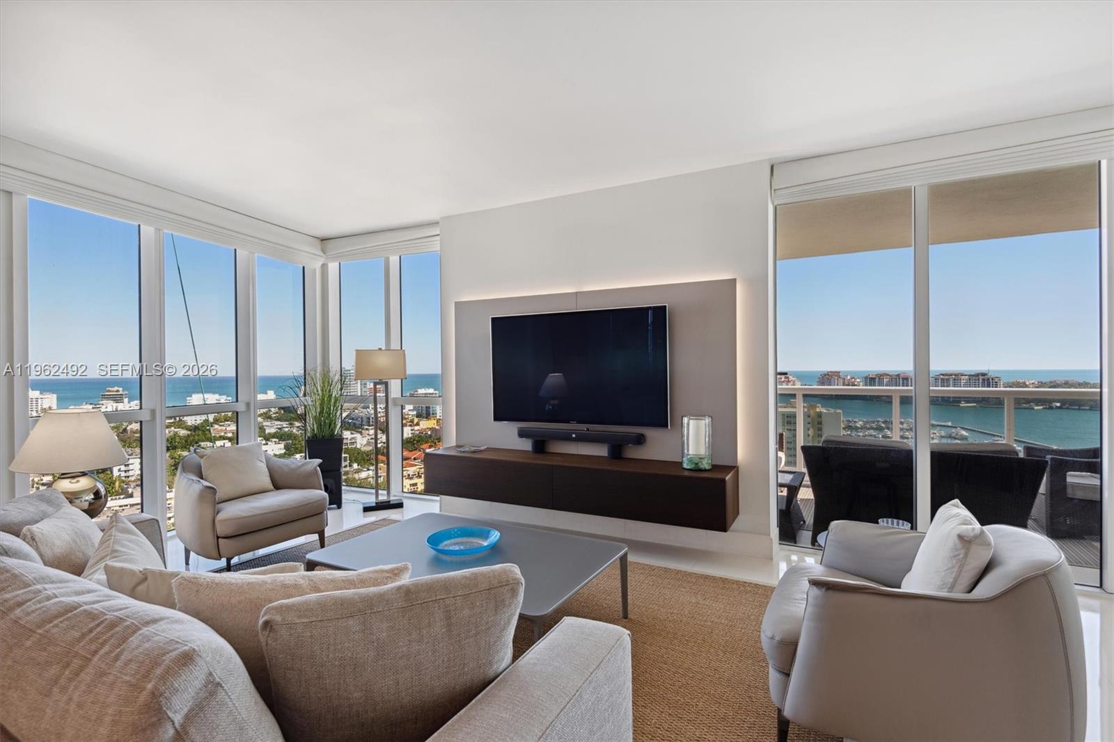 400 Alton Rd #1910, Miami Beach FL 33139