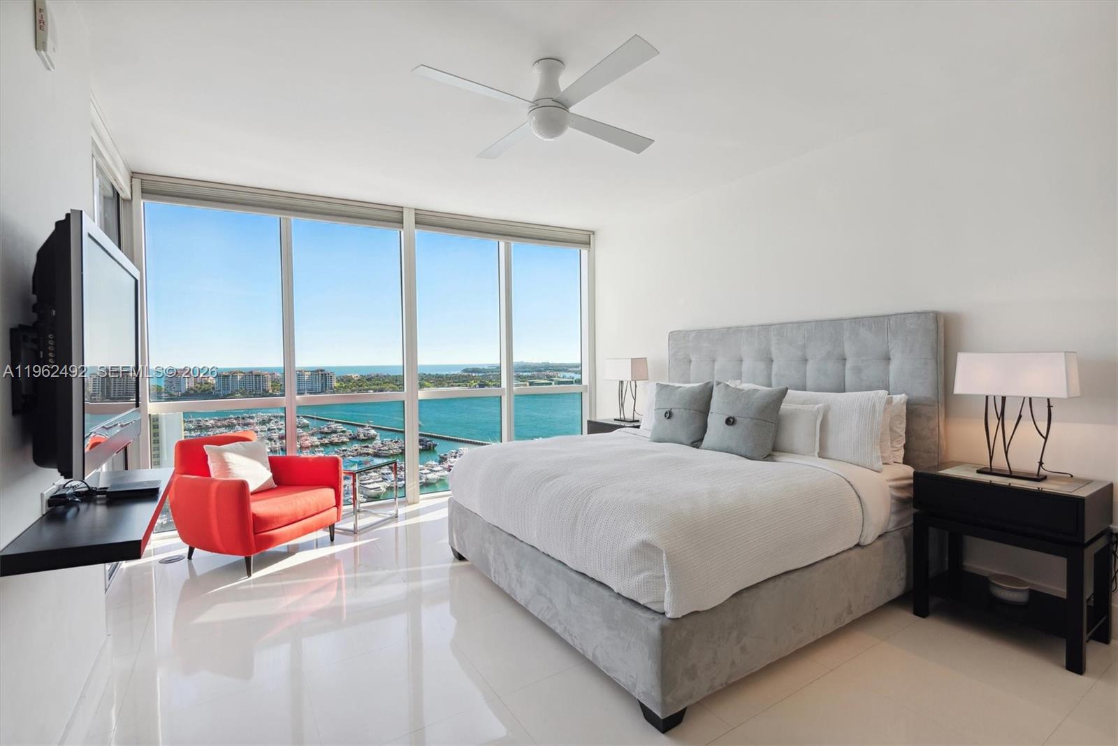 400 Alton Rd #1910, Miami Beach FL 33139