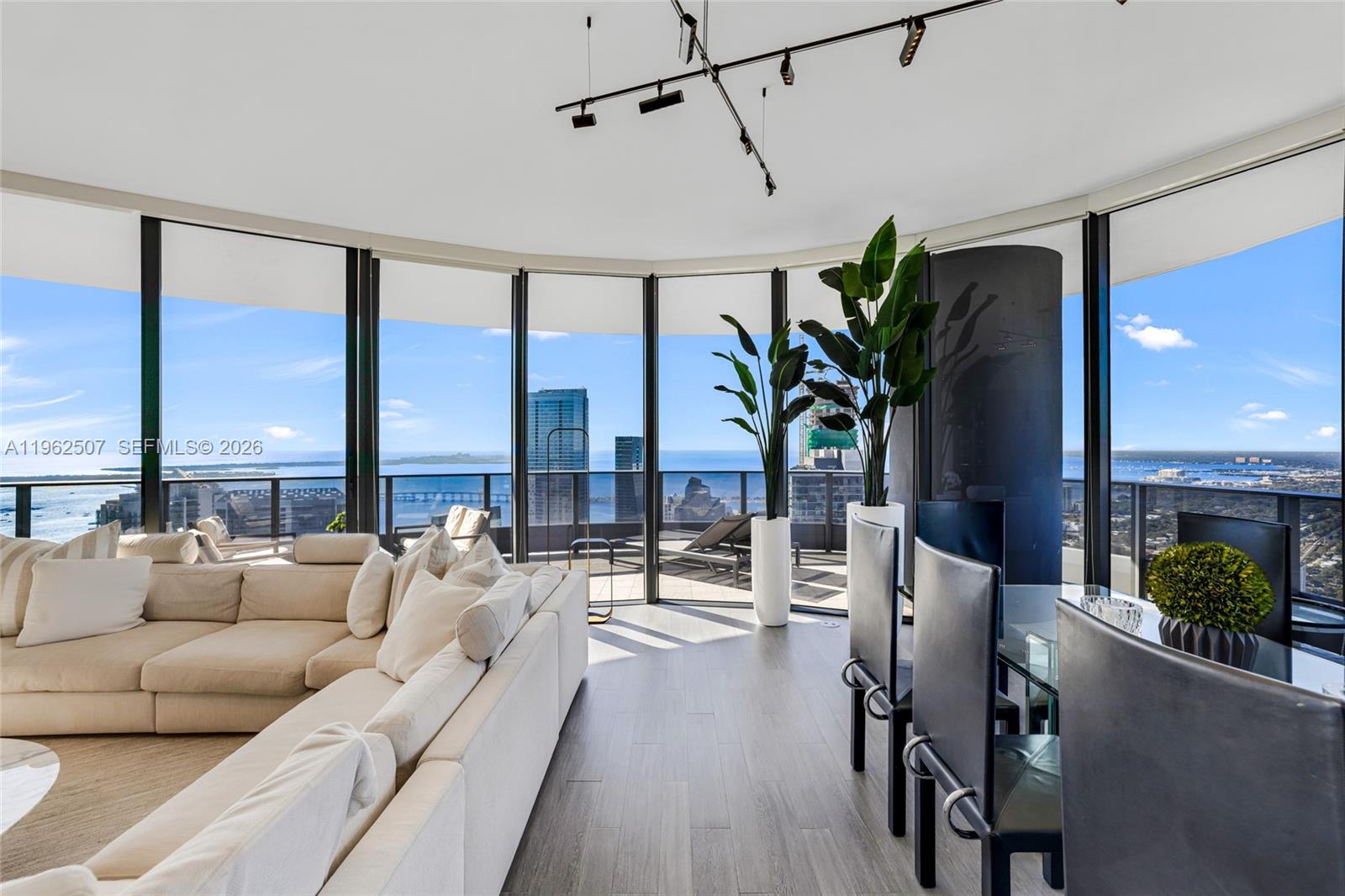 1000 Brickell Plz #PH6002, Miami FL 33131