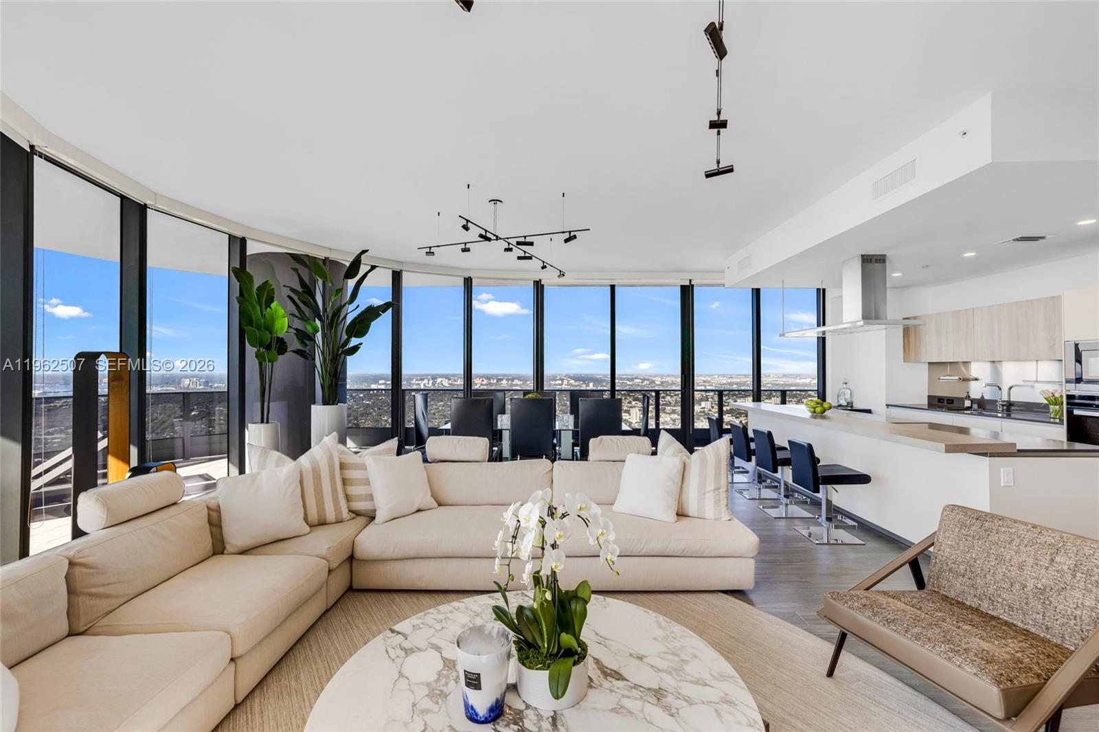 1000 Brickell Plz #PH6002, Miami FL 33131
