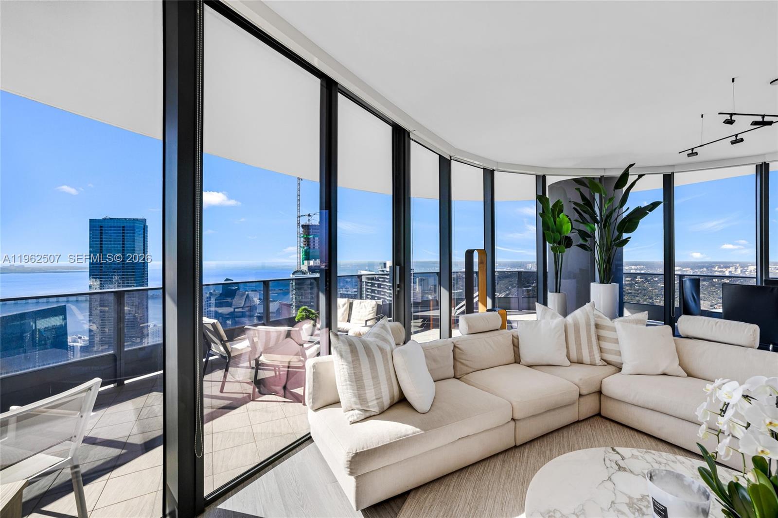 1000 Brickell Plz #PH6002, Miami FL 33131