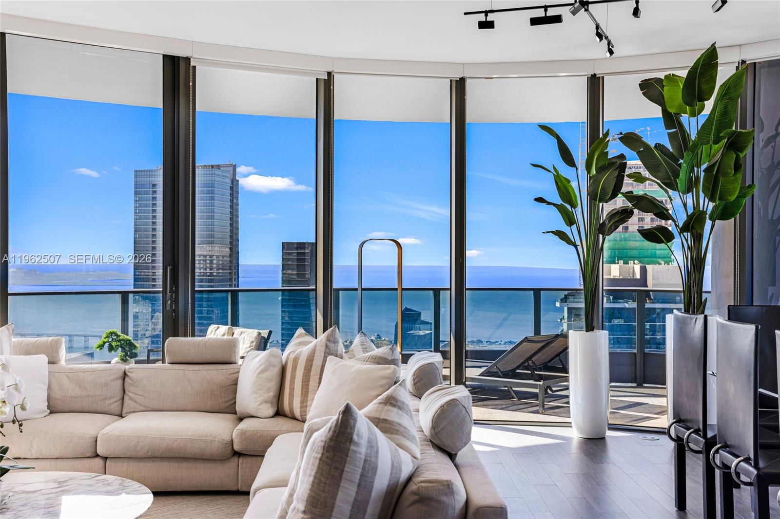 1000 Brickell Plz #PH6002, Miami FL 33131