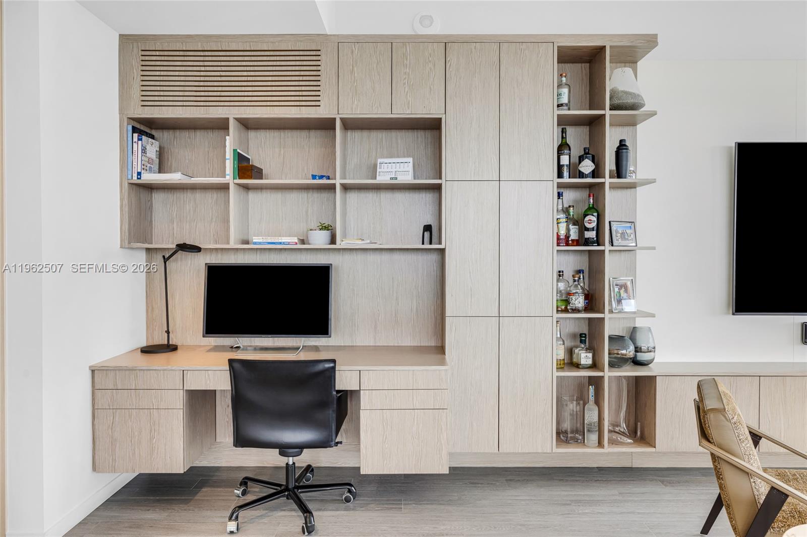 1000 Brickell Plz #PH6002, Miami FL 33131