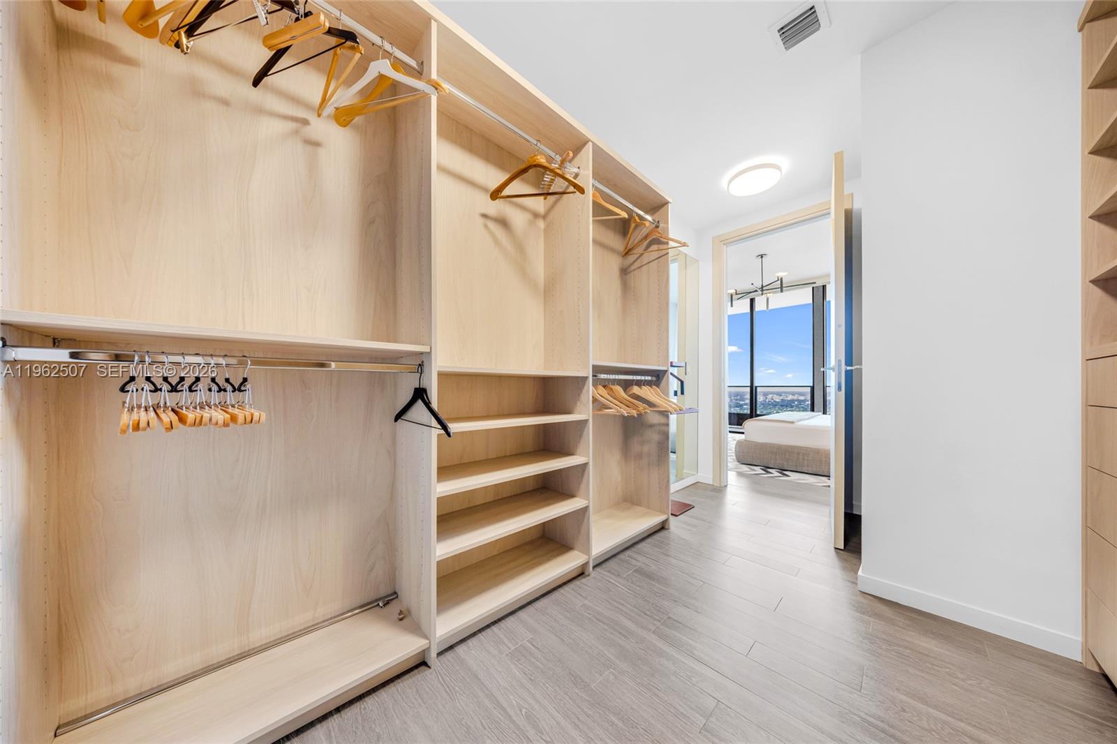 1000 Brickell Plz #PH6002, Miami FL 33131