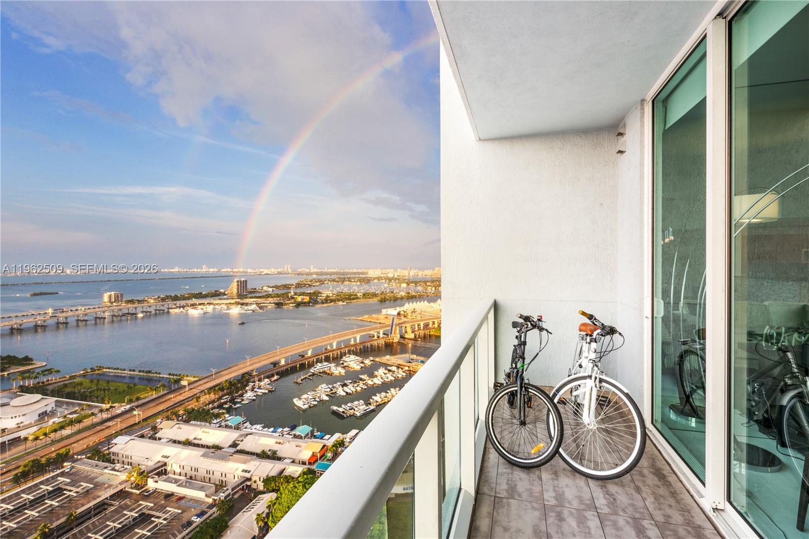 244 Biscayne Blvd #4604, Miami FL 33132
