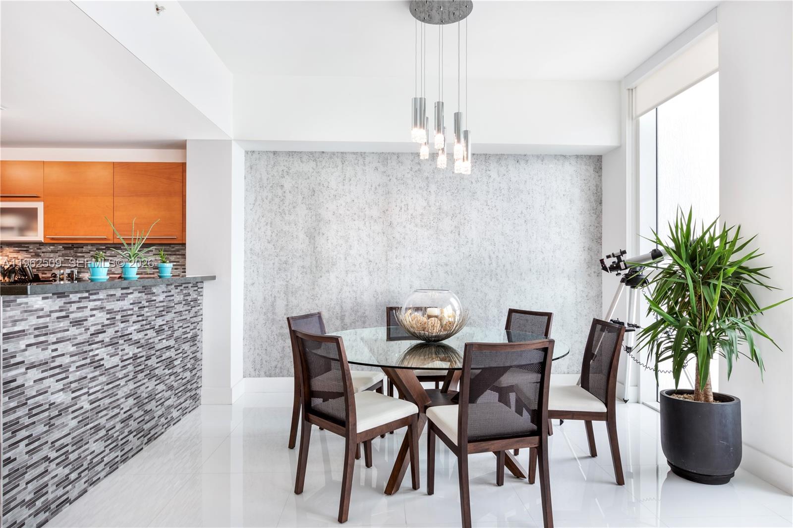244 Biscayne Blvd #4604, Miami FL 33132