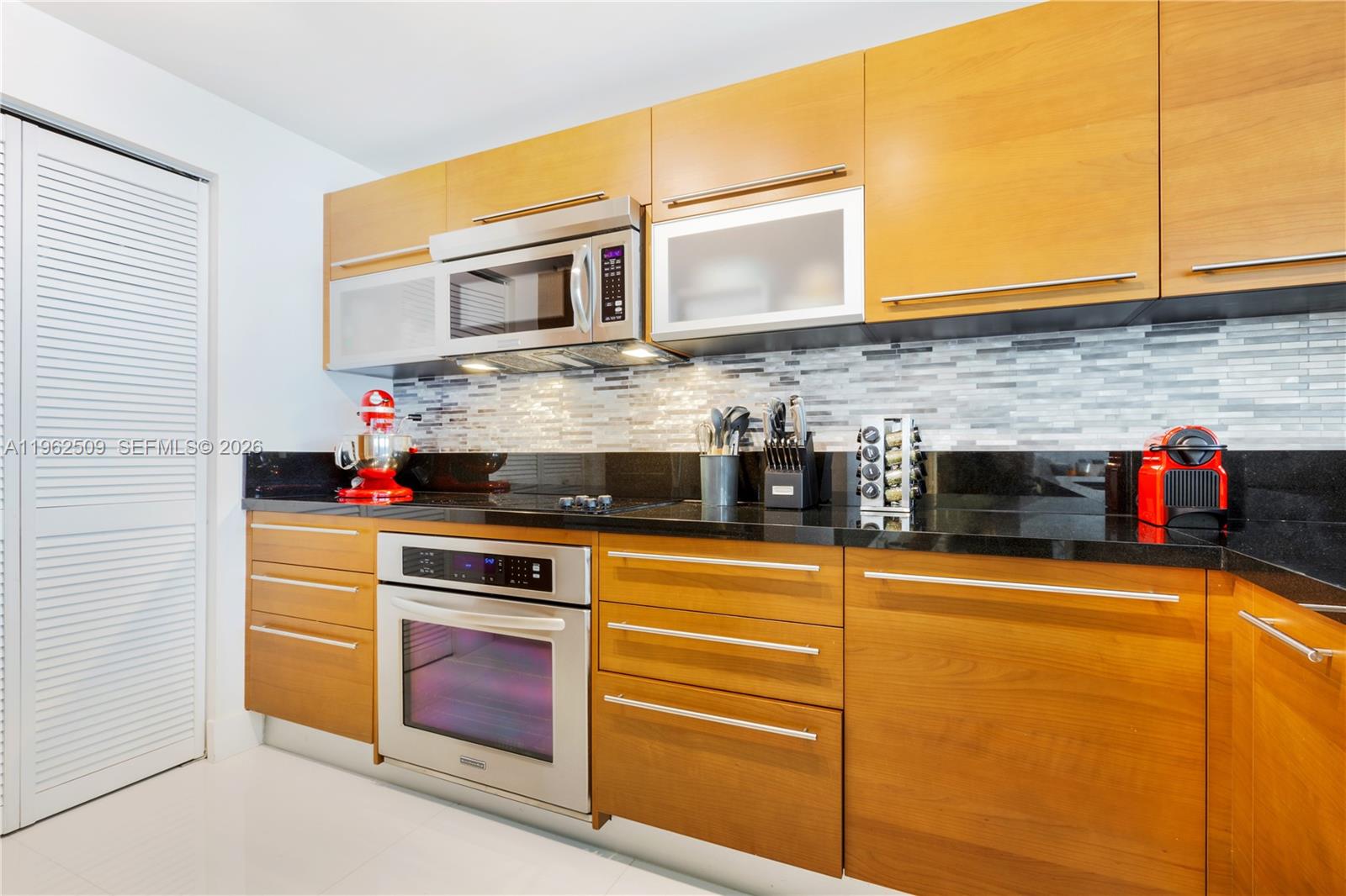 244 Biscayne Blvd #4604, Miami FL 33132