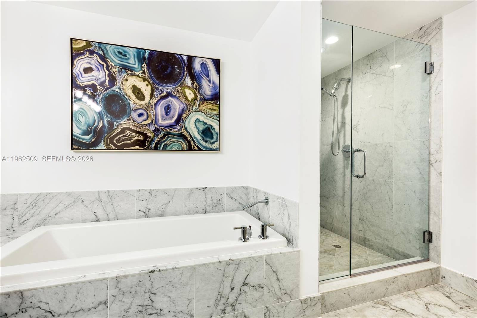 244 Biscayne Blvd #4604, Miami FL 33132