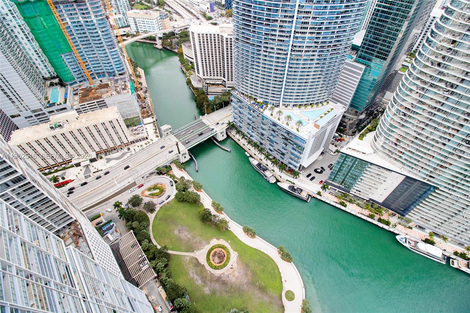 465 Brickell Ave #5102, Miami FL 33131
