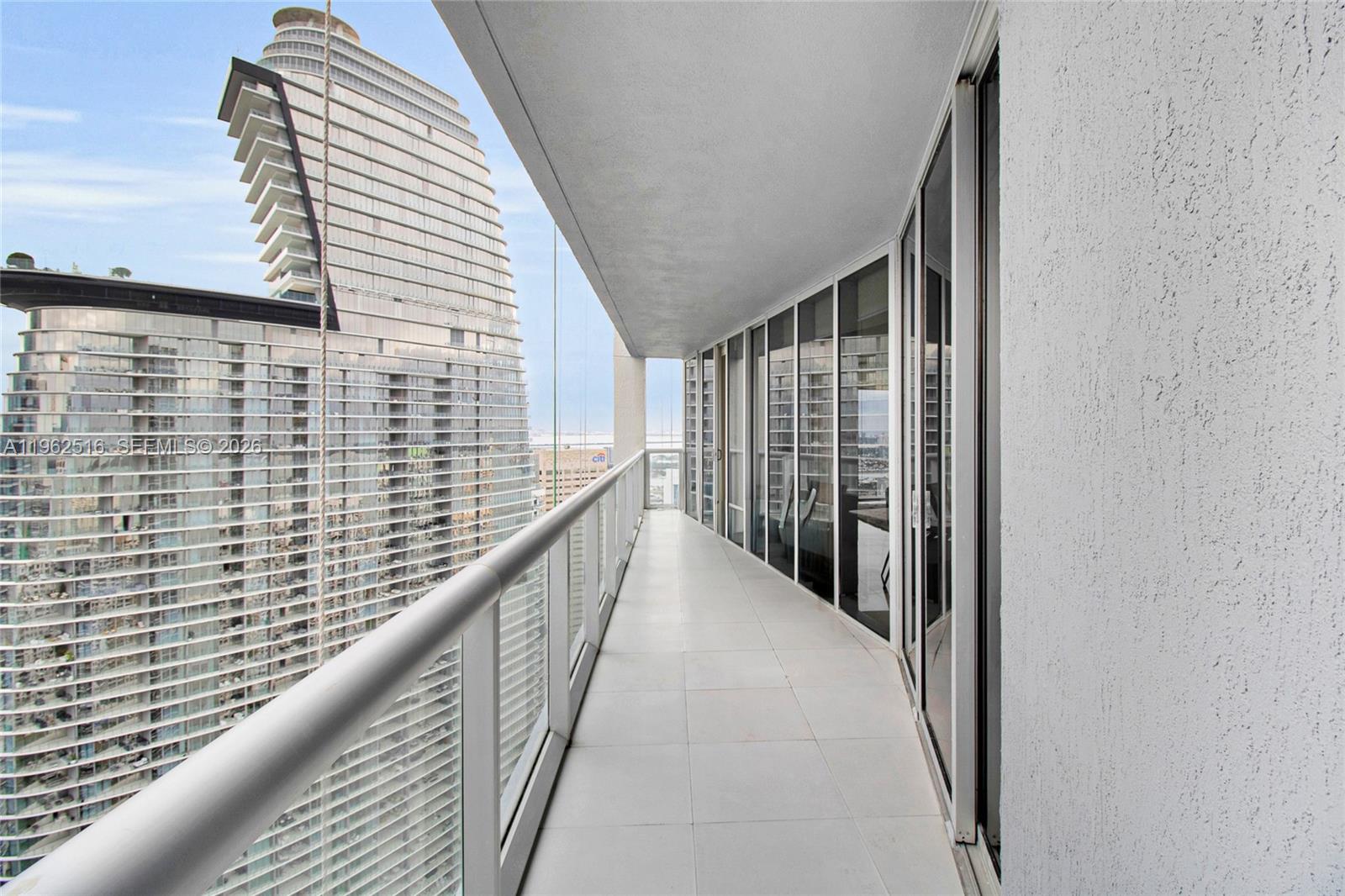465 Brickell Ave #5102, Miami FL 33131