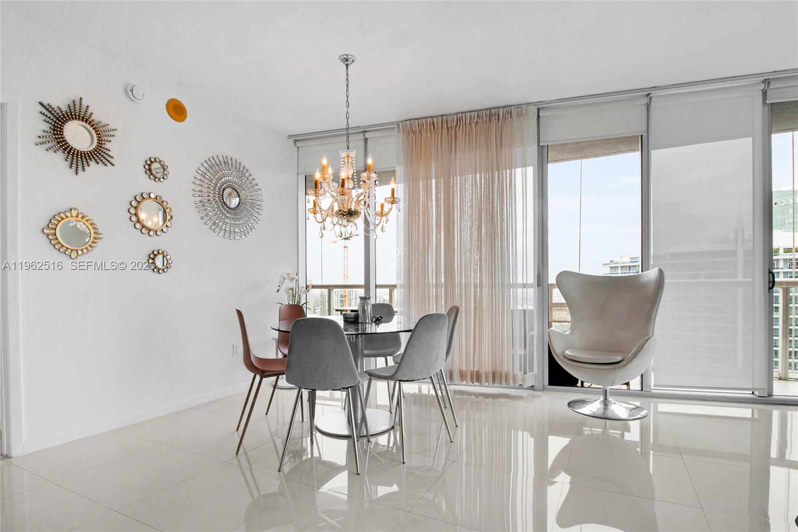 465 Brickell Ave #5102, Miami FL 33131