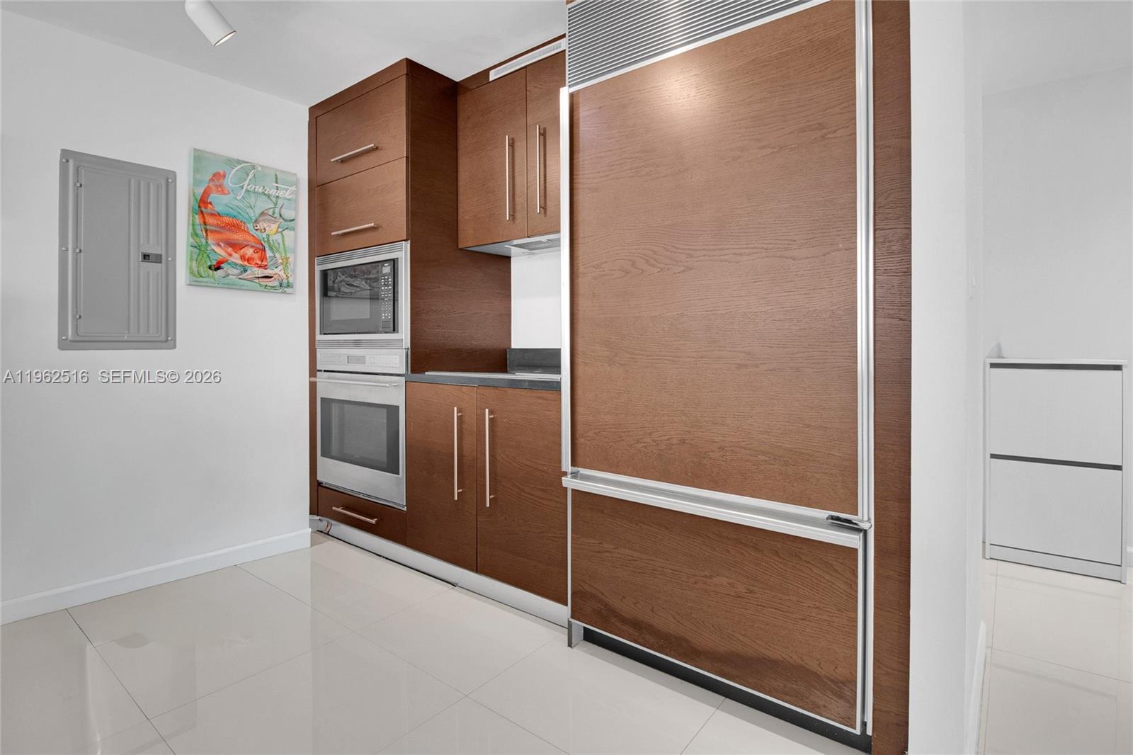 465 Brickell Ave #5102, Miami FL 33131
