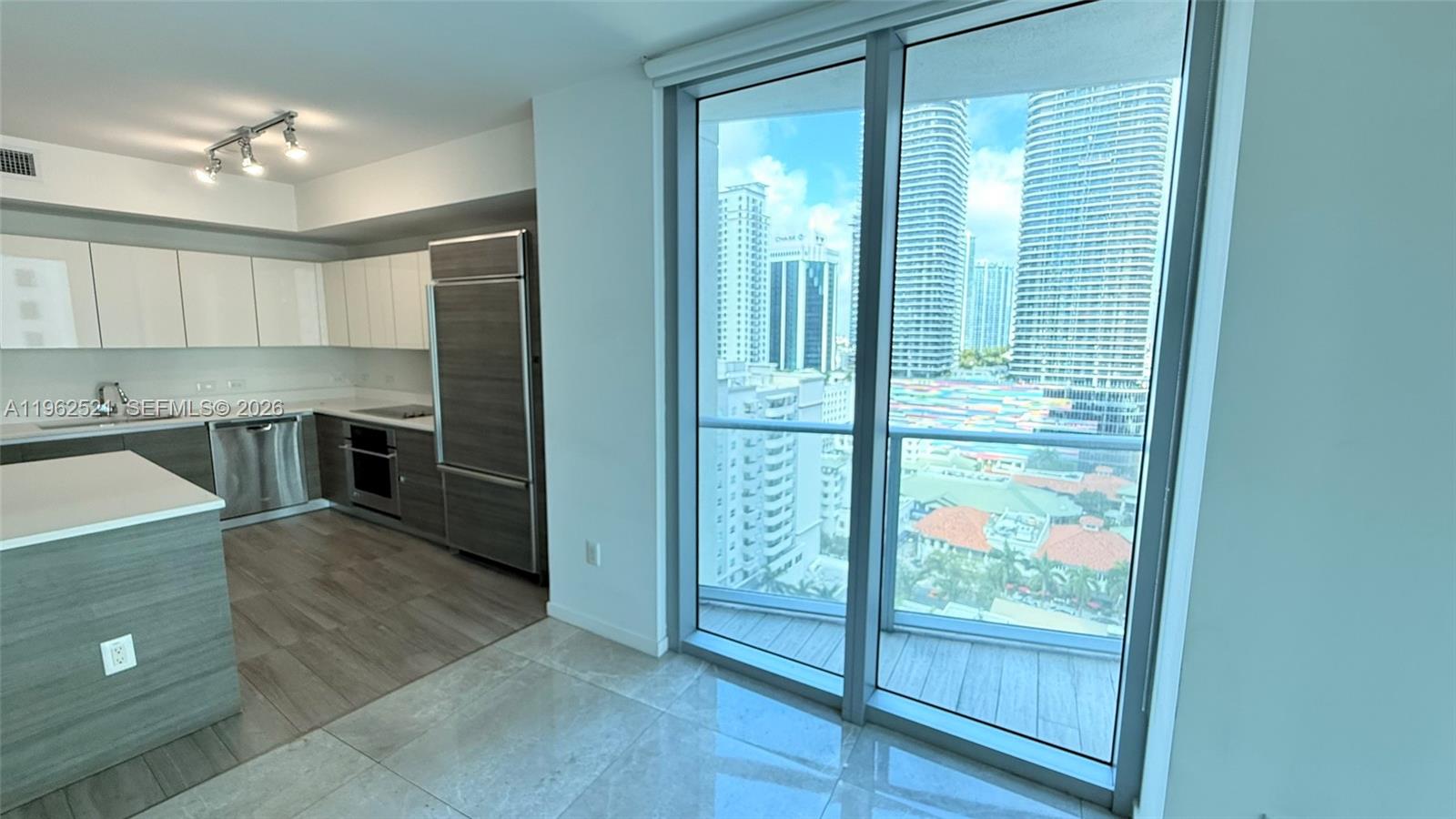 1100 S Miami Ave #1710, Miami FL 33130