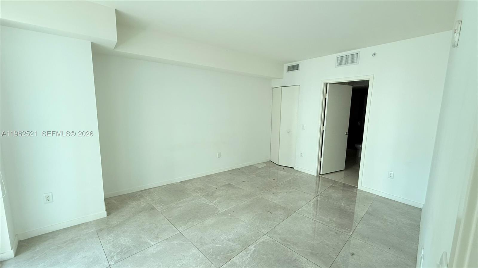 1100 S Miami Ave #1710, Miami FL 33130