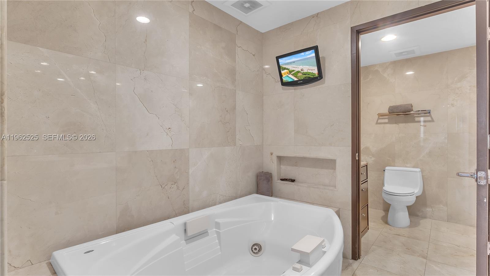 16275 Collins Ave #903, Sunny Isles Beach FL 33160