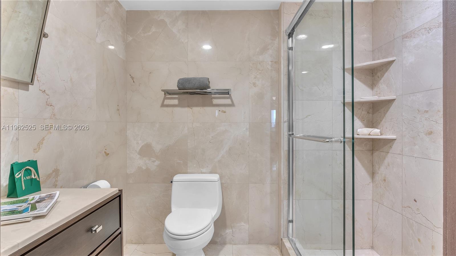16275 Collins Ave #903, Sunny Isles Beach FL 33160