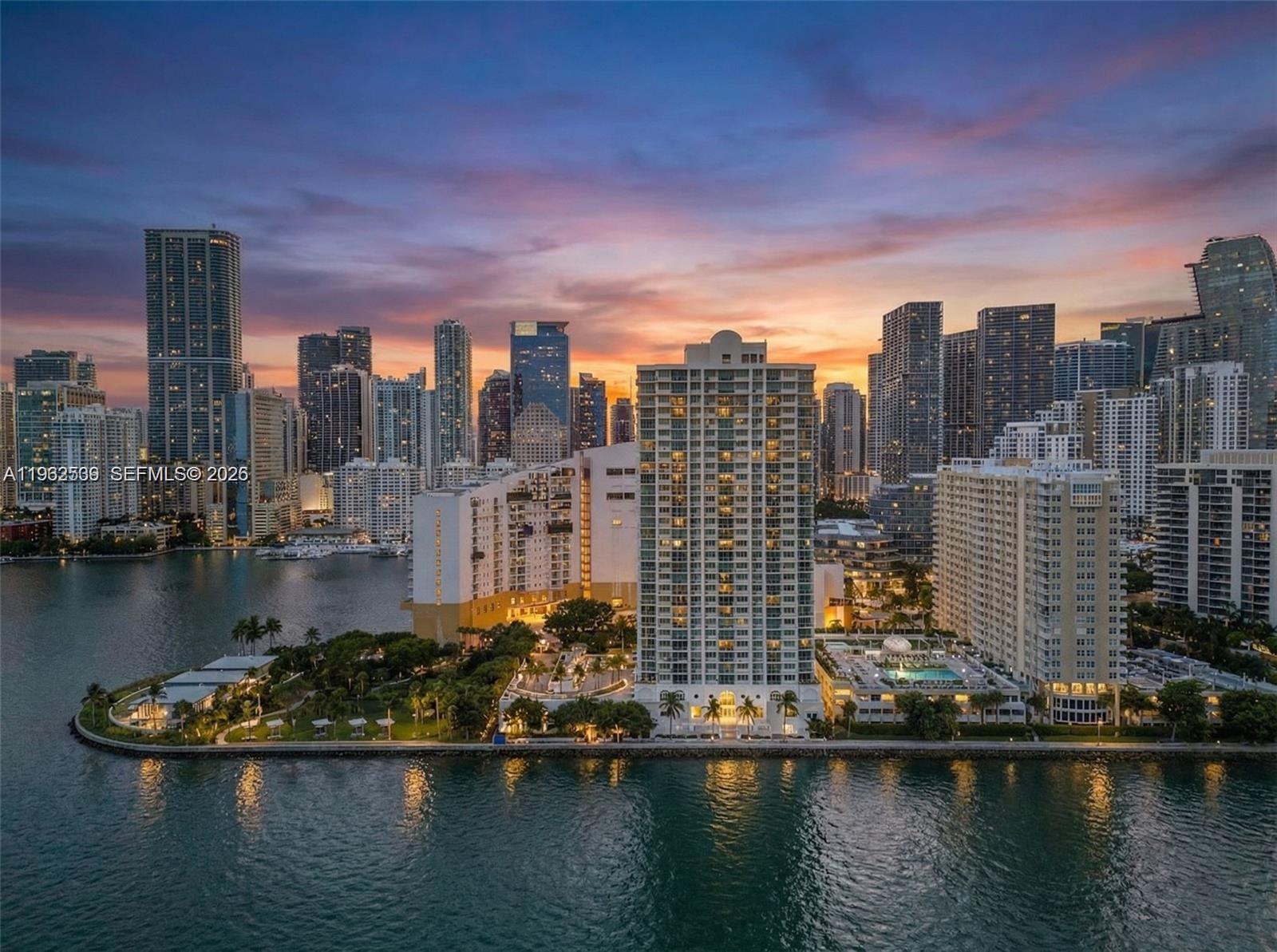 800 Claughton Island Dr #1504, Miami FL 33131