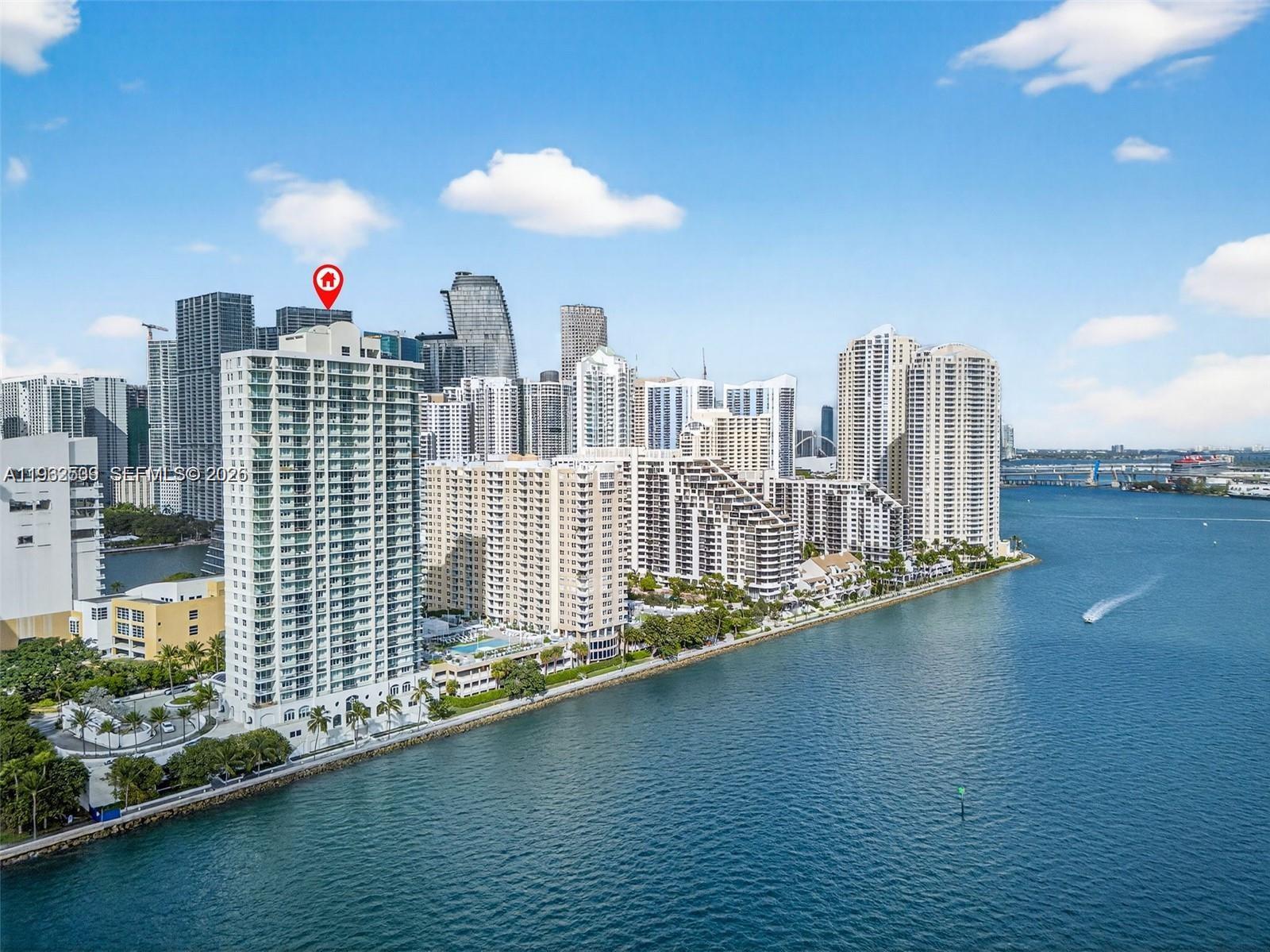 800 Claughton Island Dr #1504, Miami FL 33131