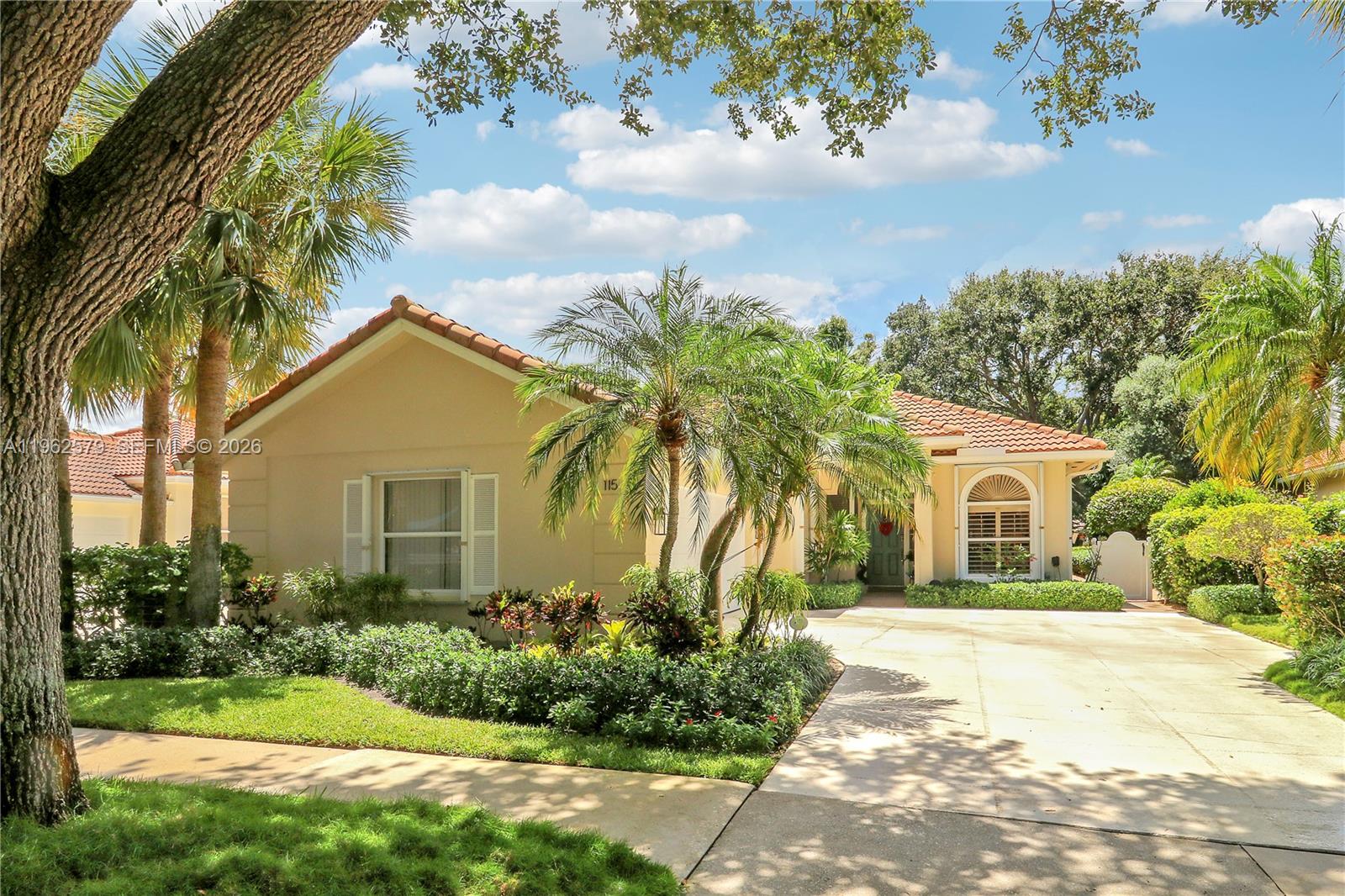 115 Winter Club Ct, Palm Beach Gardens FL 33410