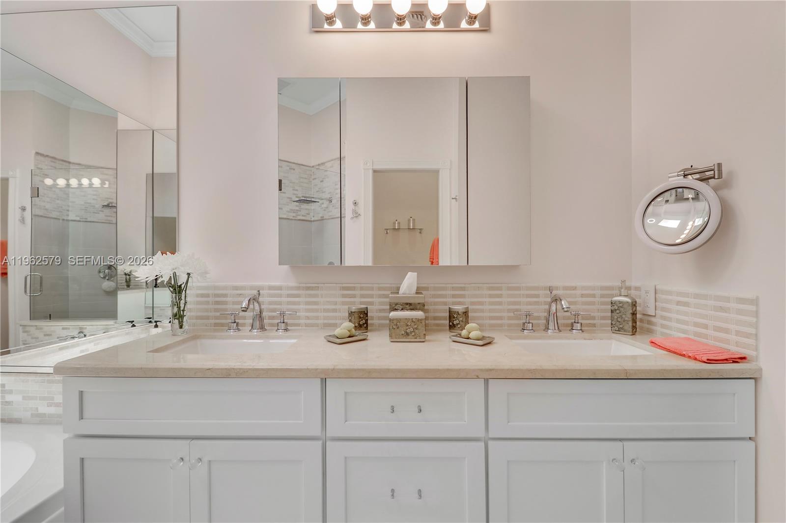 115 Winter Club Ct, Palm Beach Gardens FL 33410