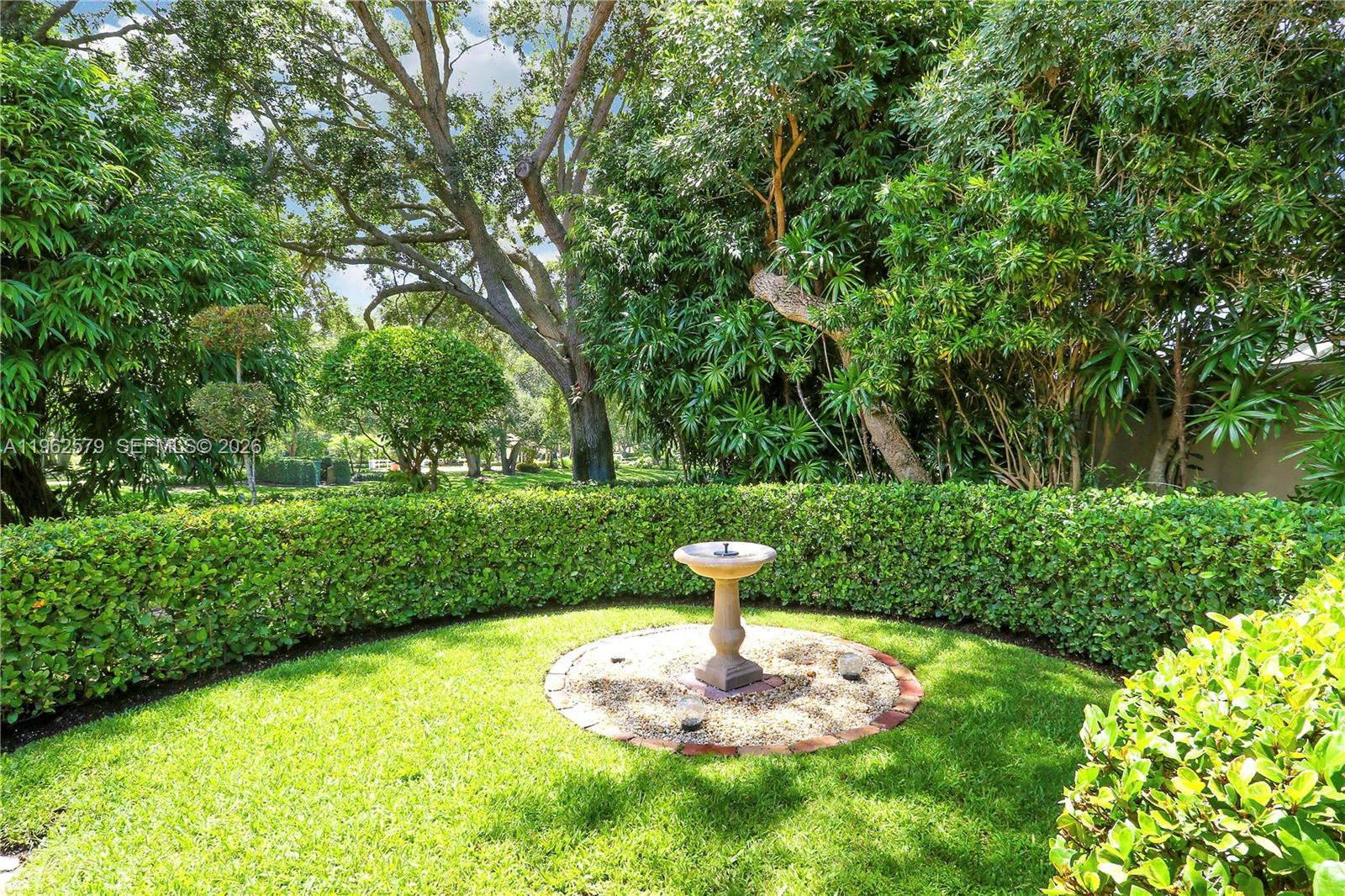 115 Winter Club Ct, Palm Beach Gardens FL 33410