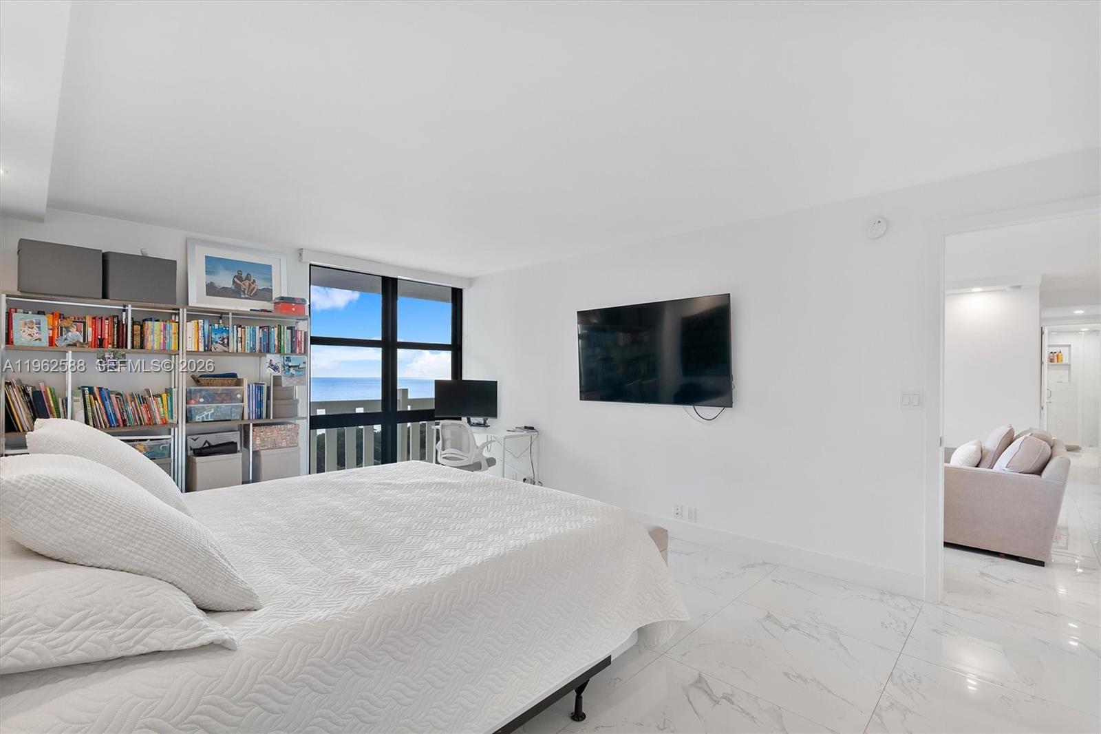 1121 Crandon Blvd #D806, Key Biscayne FL 33149