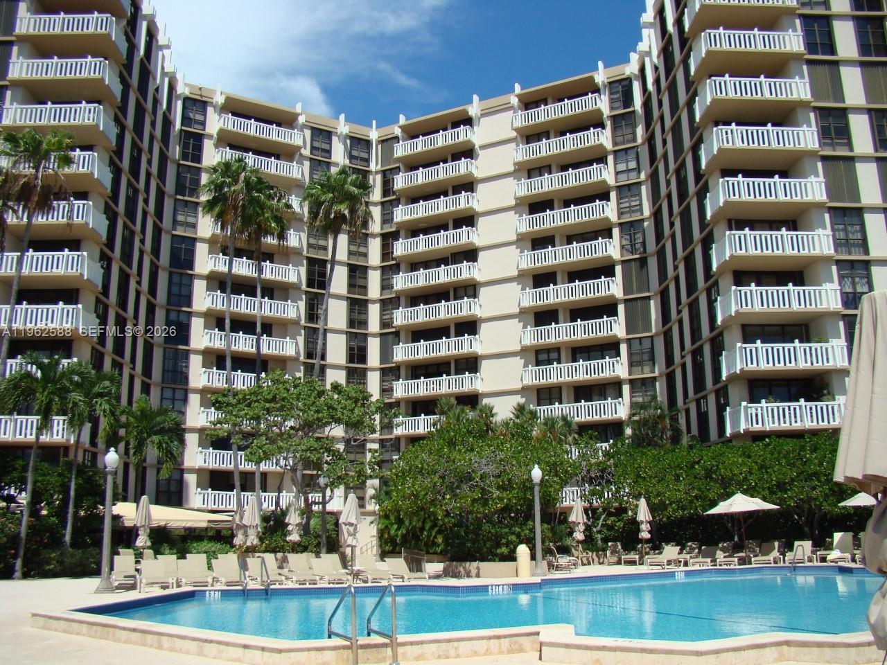 1121 Crandon Blvd #D806, Key Biscayne FL 33149