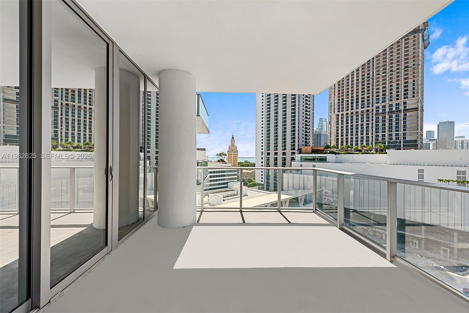 851 NE 1st Ave #1012, Miami FL 33132