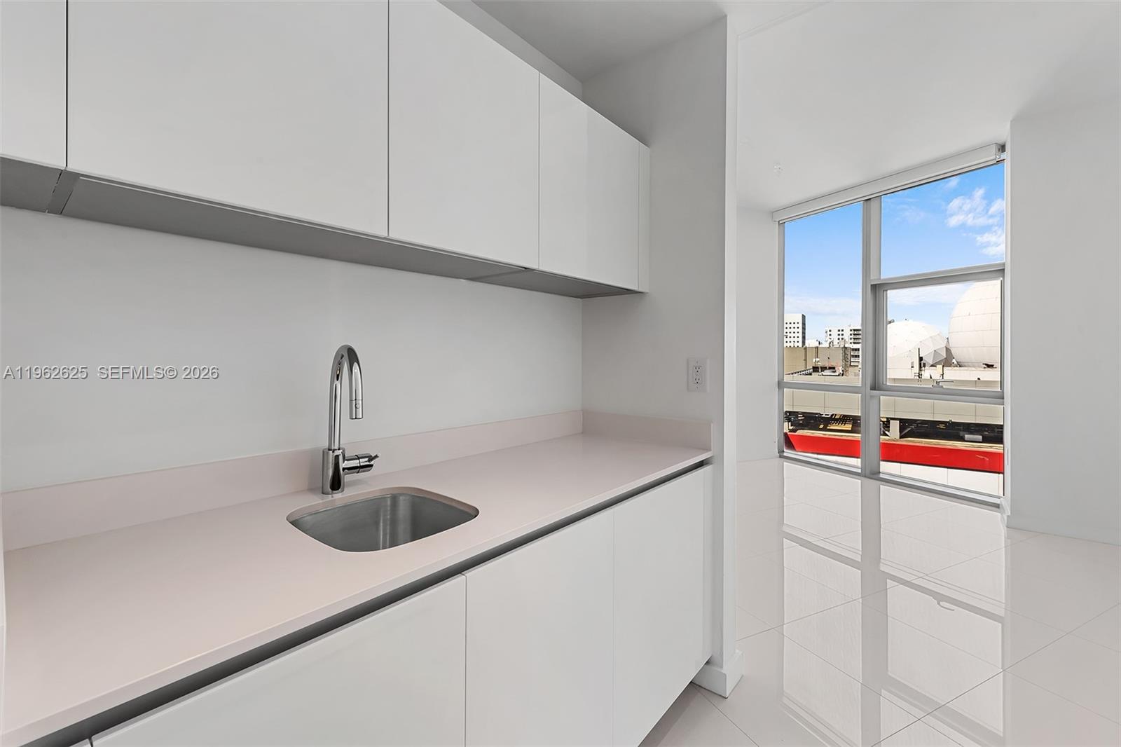 851 NE 1st Ave #1012, Miami FL 33132