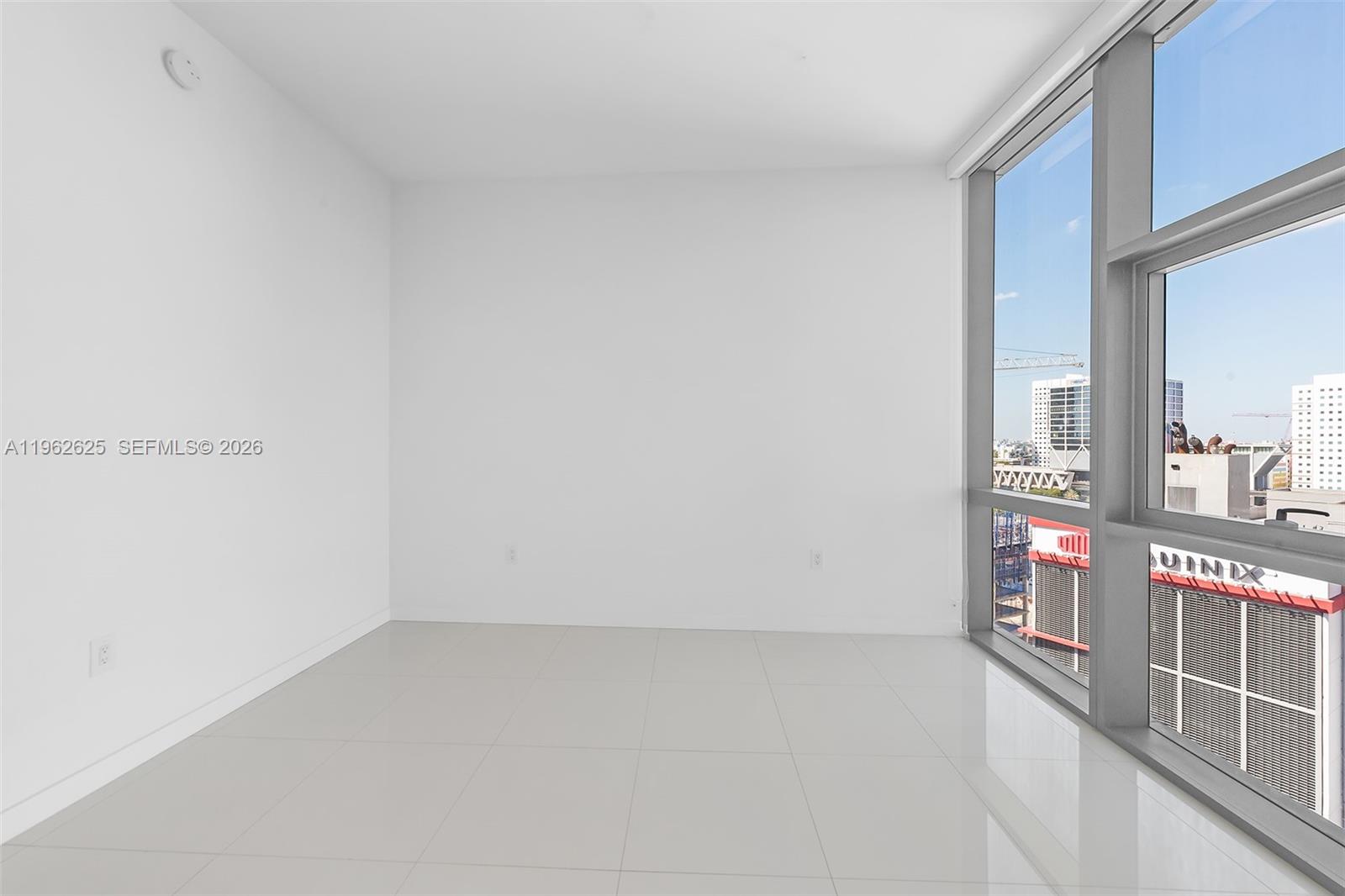 851 NE 1st Ave #1012, Miami FL 33132