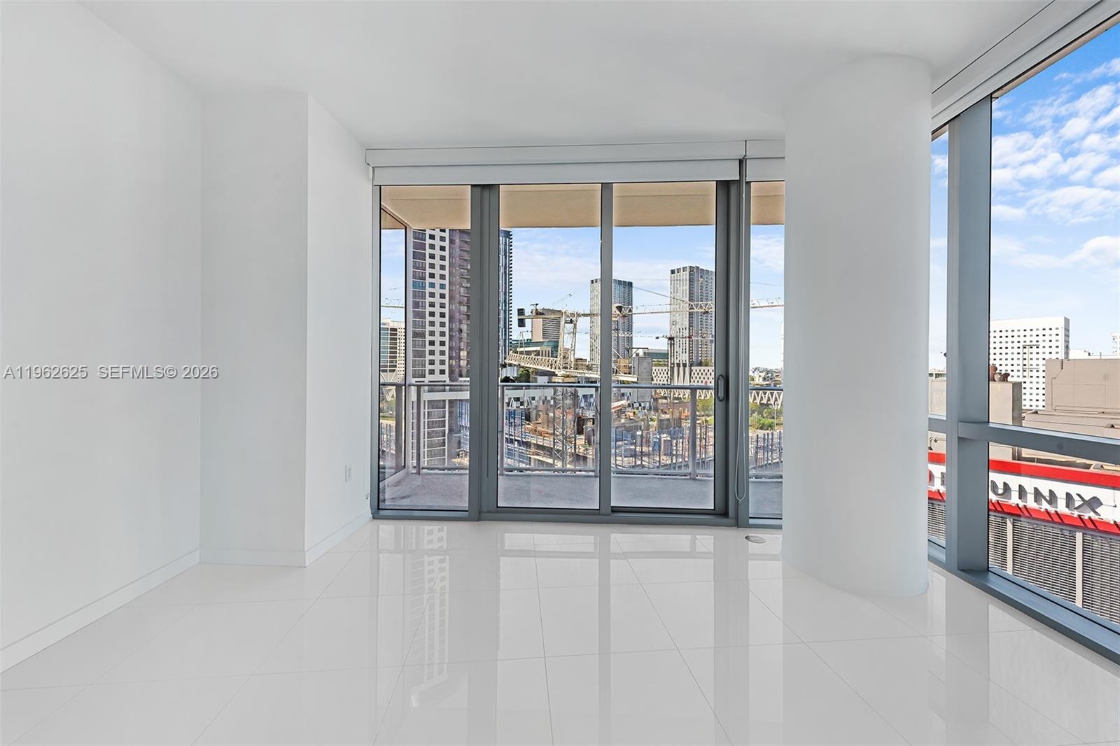 851 NE 1st Ave #1012, Miami FL 33132
