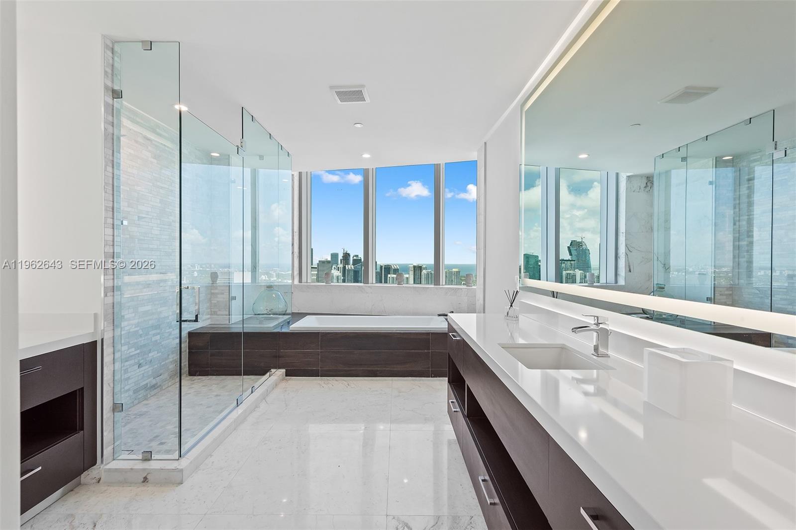 851 NE 1st Ave #PH5212, Miami FL 33132