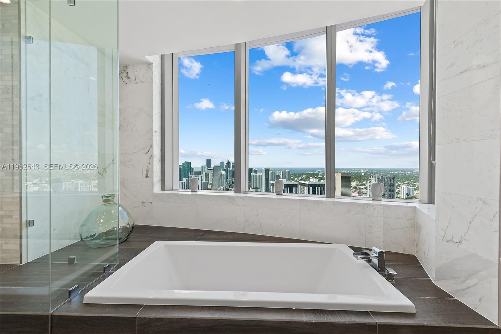 851 NE 1st Ave #PH5212, Miami FL 33132