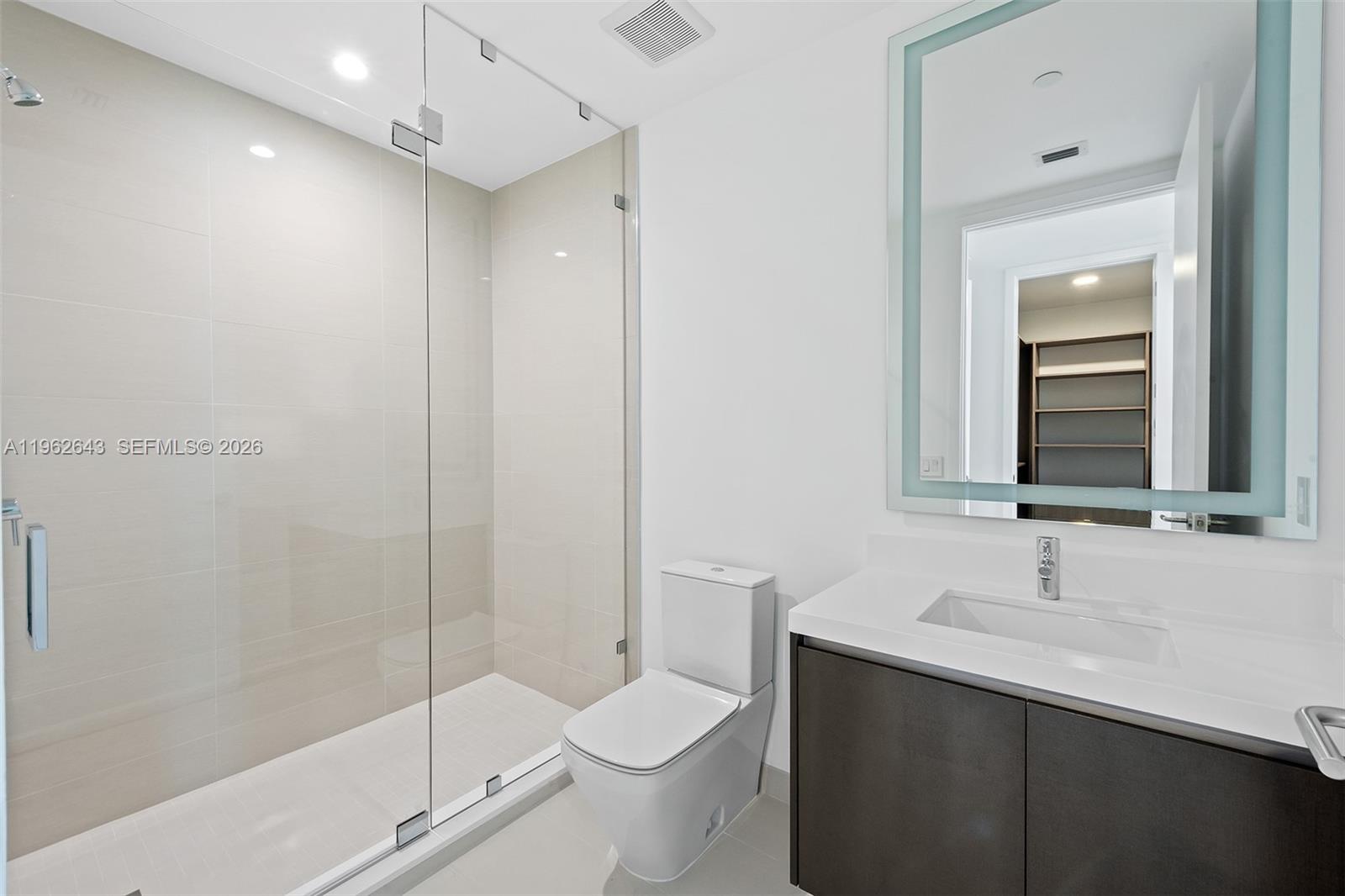 851 NE 1st Ave #PH5212, Miami FL 33132