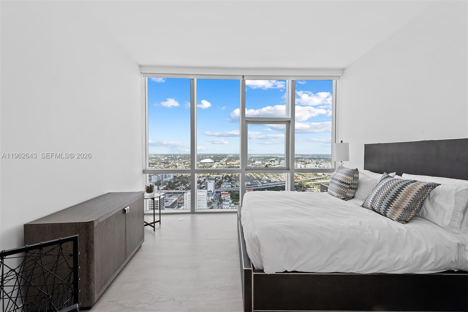 851 NE 1st Ave #PH5212, Miami FL 33132