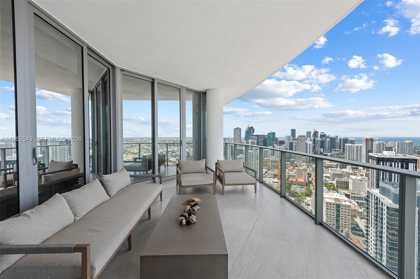 851 NE 1st Ave #PH5212, Miami FL 33132