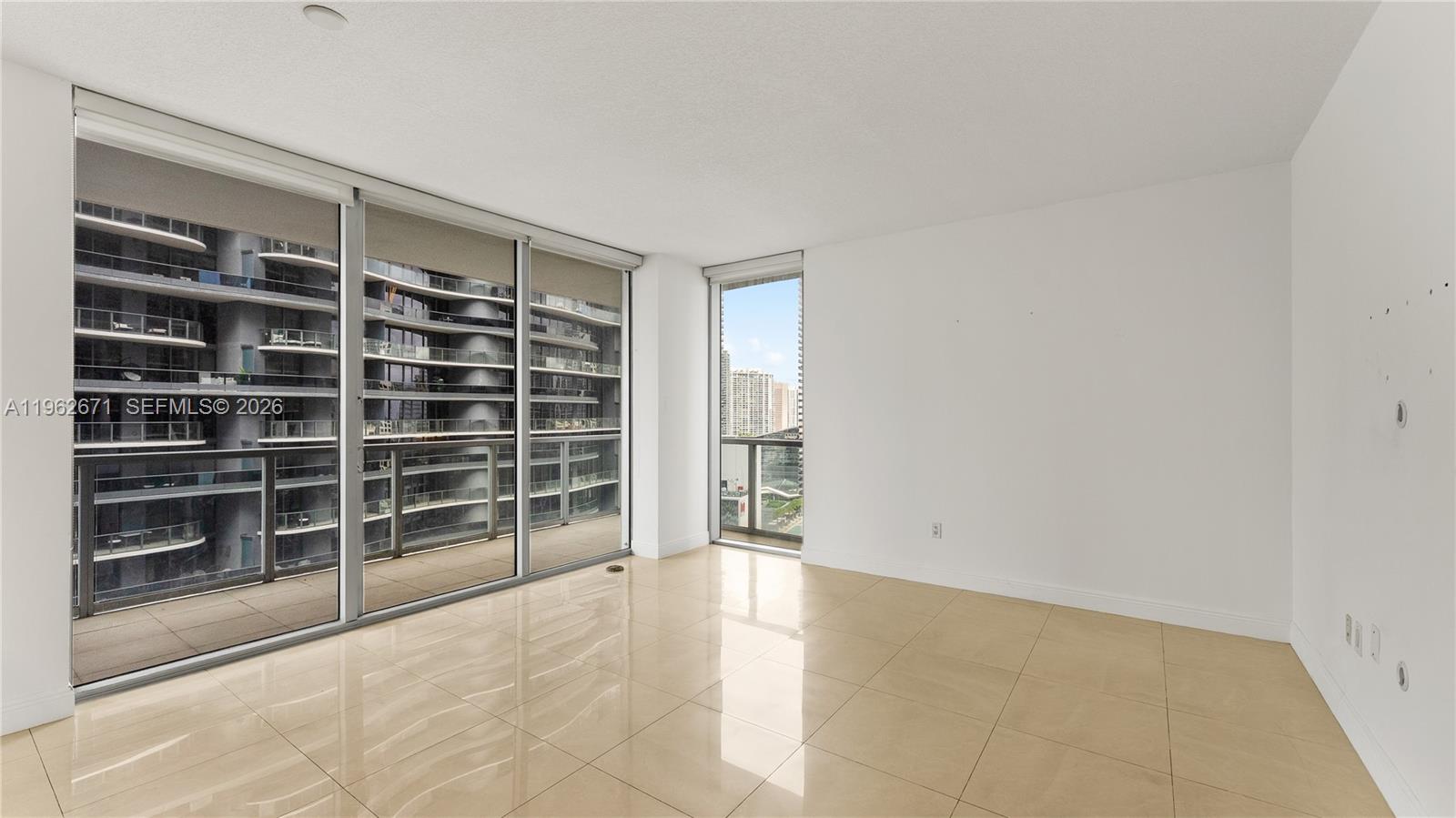 1050 Brickell Ave #2620, Miami FL 33131