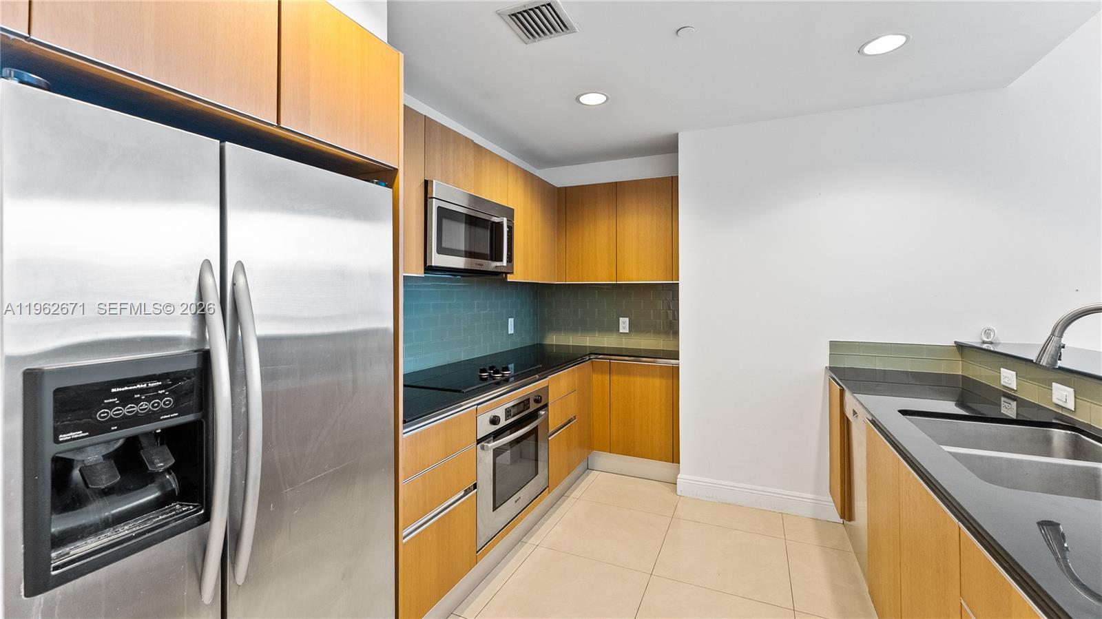 1050 Brickell Ave #2620, Miami FL 33131