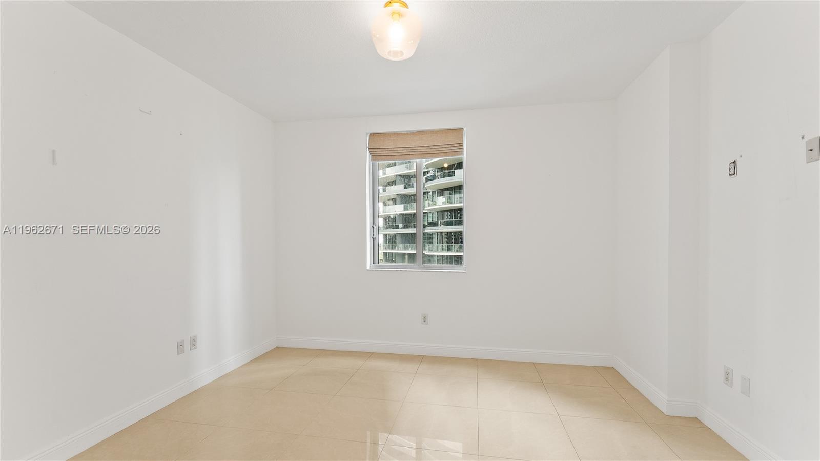 1050 Brickell Ave #2620, Miami FL 33131