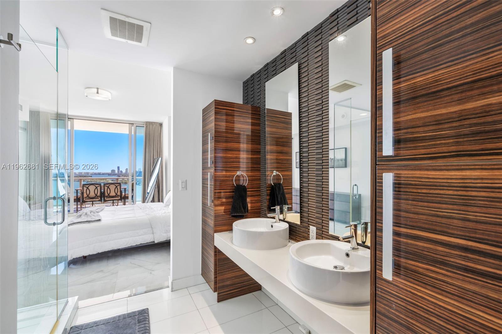 2020 N Bayshore Dr #2305, Miami FL 33137