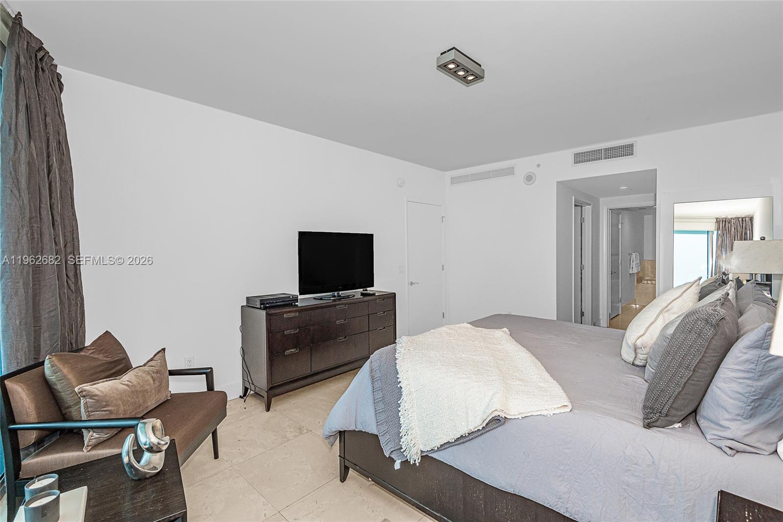 17001 Collins Ave #3507, Sunny Isles Beach FL 33160