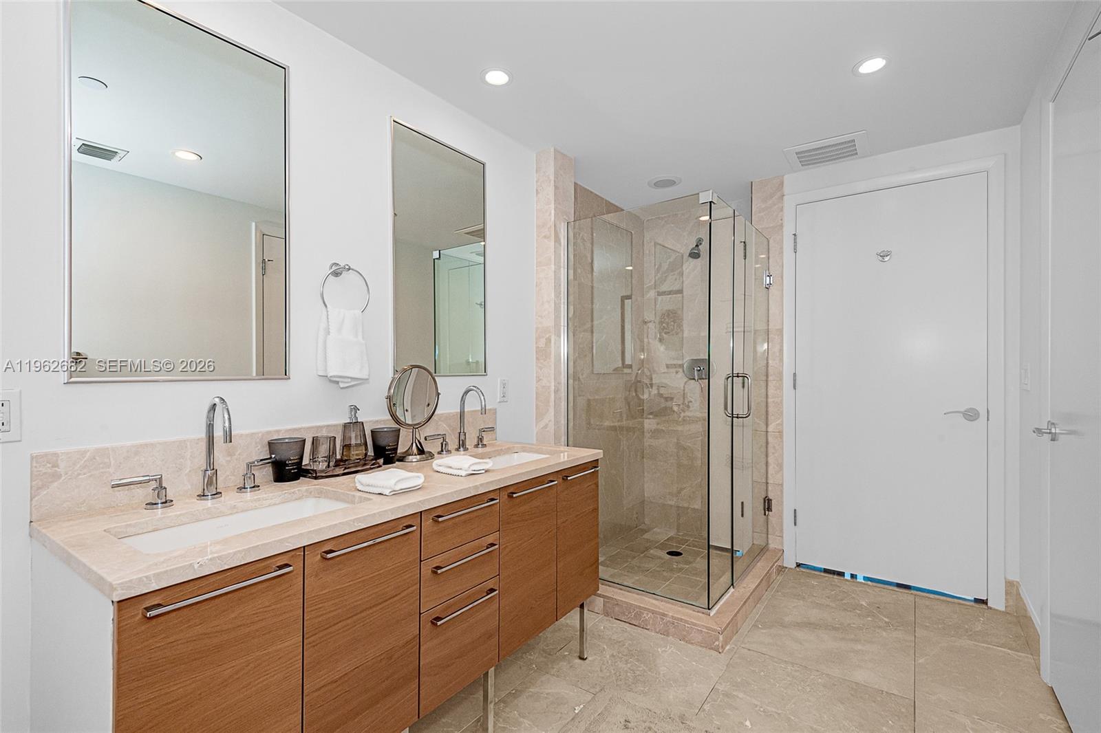 17001 Collins Ave #3507, Sunny Isles Beach FL 33160