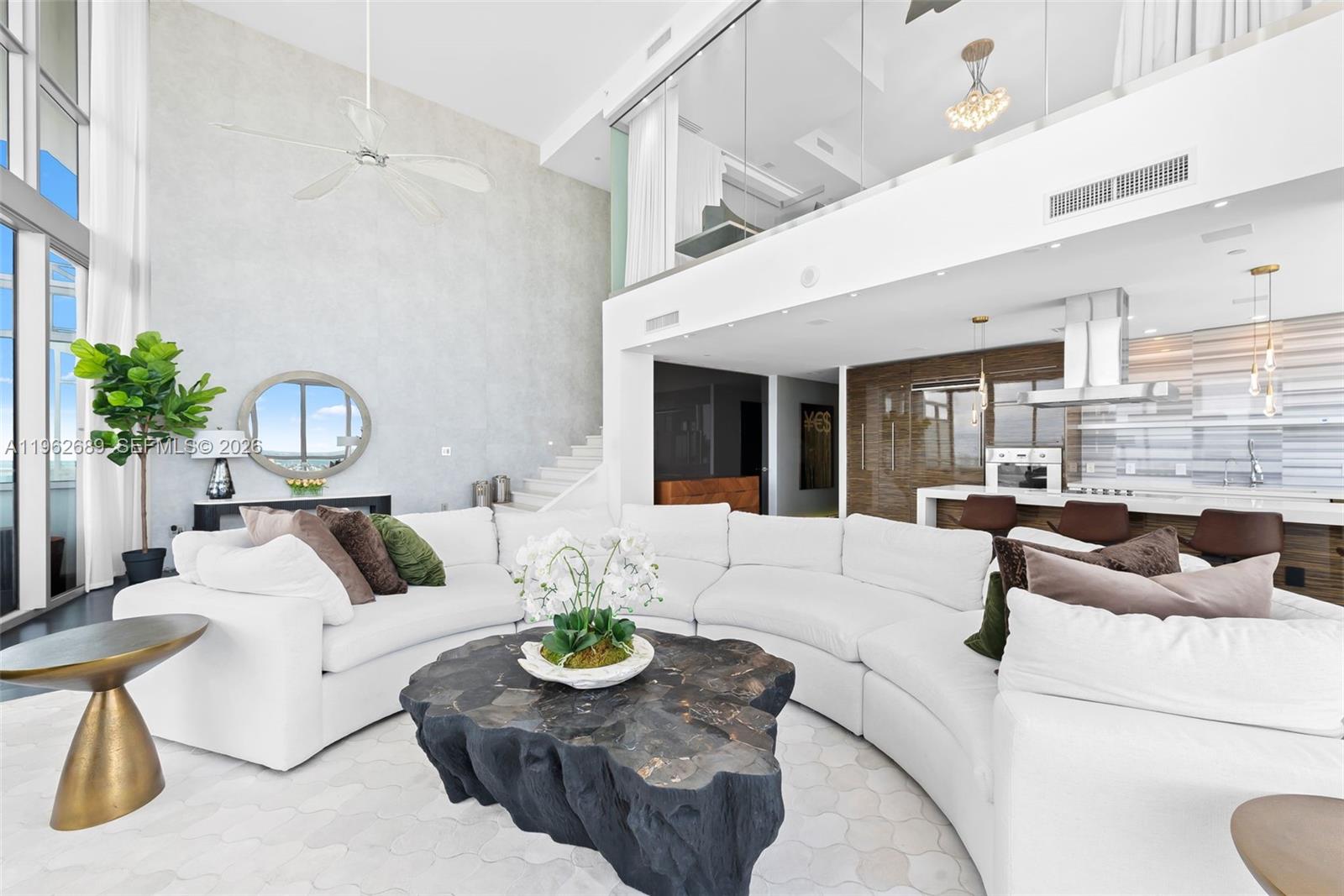 1100 Biscayne Blvd #5706, Miami FL 33132