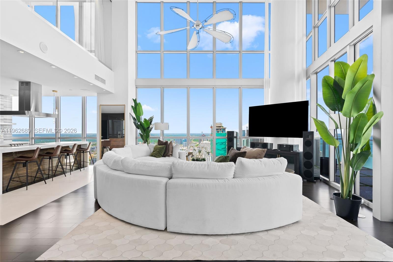 1100 Biscayne Blvd #5706, Miami FL 33132
